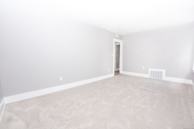 6 Crescent Street, Ansonia, CT 06401