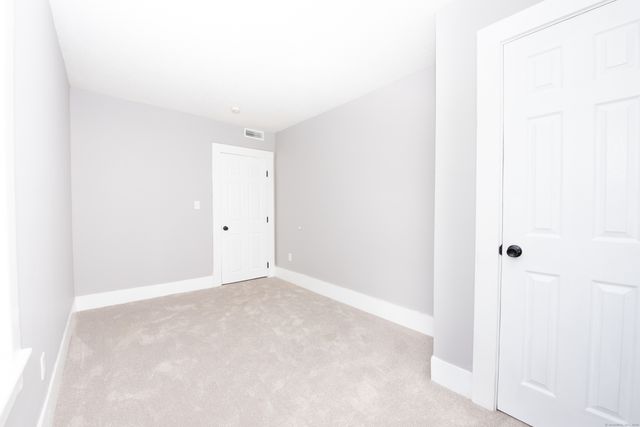 6 Crescent Street, Ansonia, CT 06401