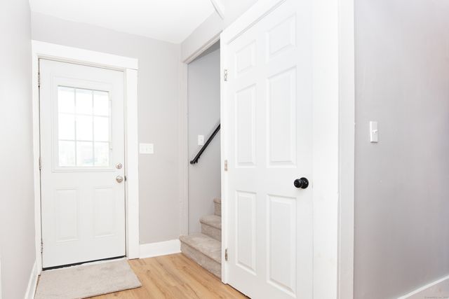 6 Crescent Street, Ansonia, CT 06401