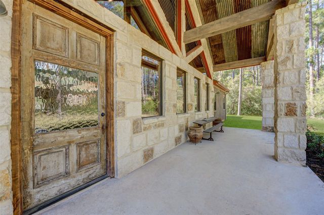 22 Mount Zion Road, New Waverly, TX 77358