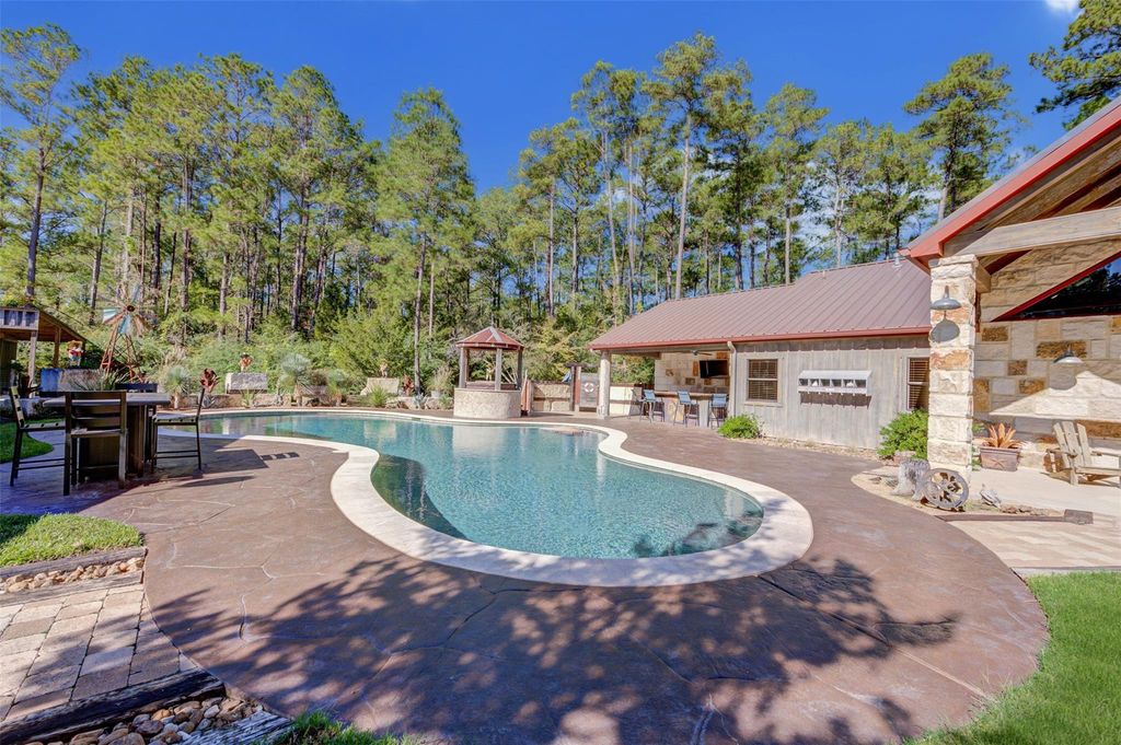 22 Mount Zion Road, New Waverly, TX 77358