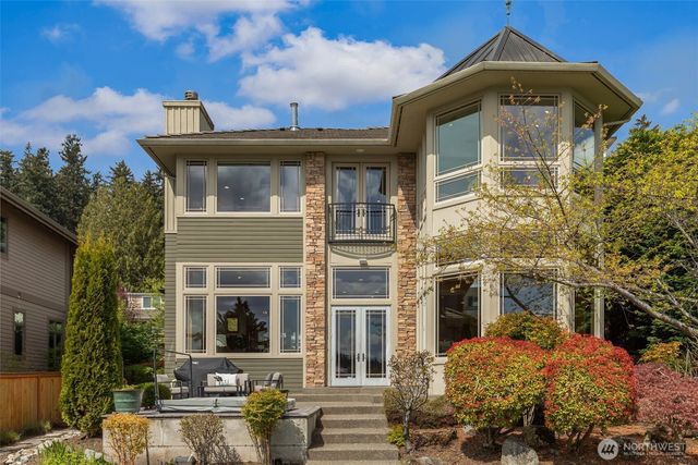 8551 NE Juanita Drive, Kirkland, WA 98034