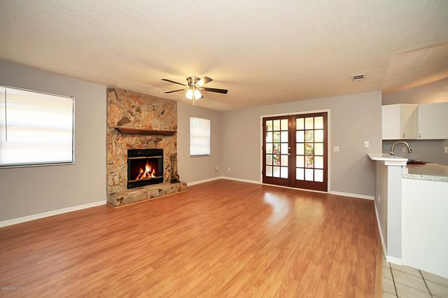 1068 Pineapple Avenue NE, Palm Bay, FL 32905