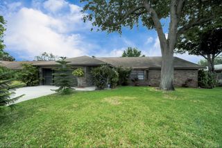1068 Pineapple Avenue NE, Palm Bay, FL 32905