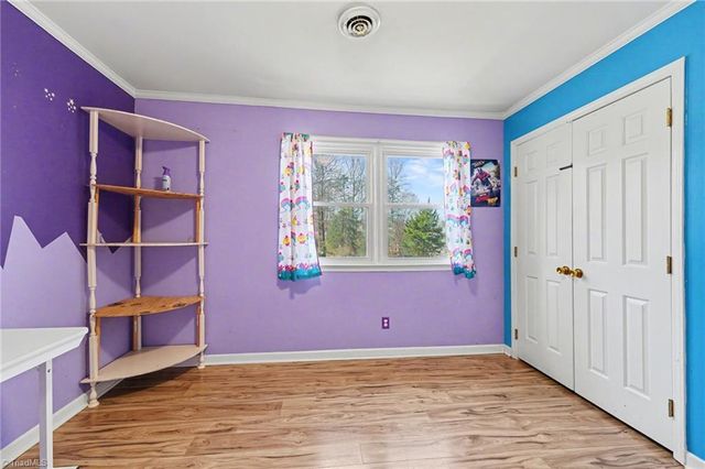 6211 Oak Forest Court, Summerfield, NC 27358