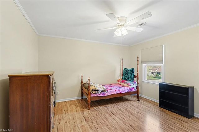 6211 Oak Forest Court, Summerfield, NC 27358