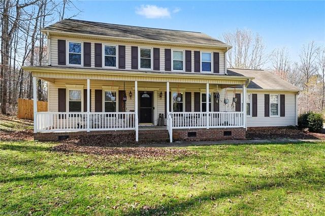 6211 Oak Forest Court, Summerfield, NC 27358