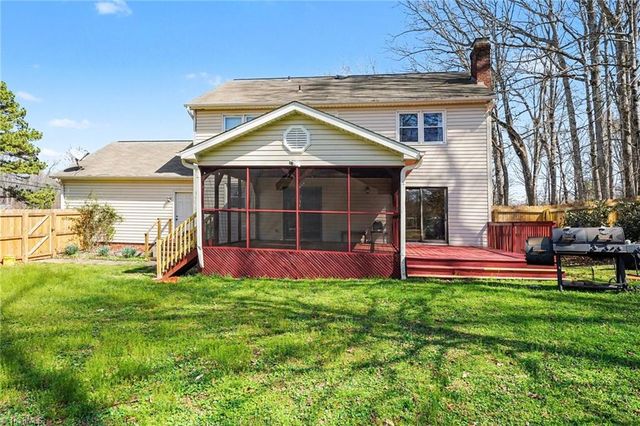 6211 Oak Forest Court, Summerfield, NC 27358