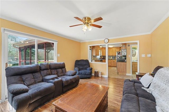 6211 Oak Forest Court, Summerfield, NC 27358