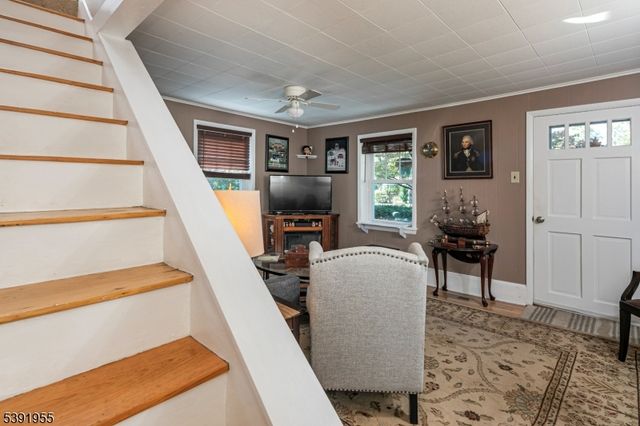 5 Ferry St, Stockton Boro, NJ 08559