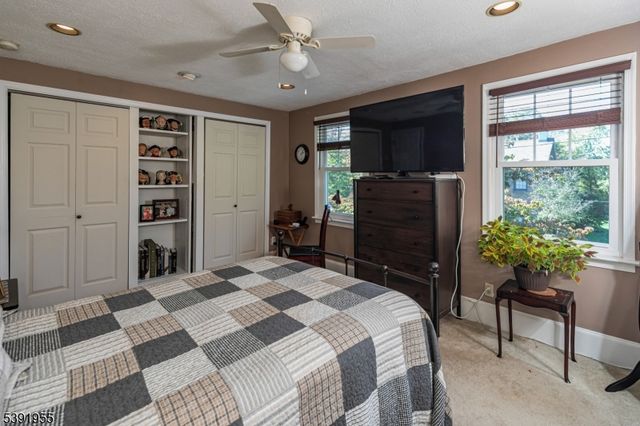 5 Ferry St, Stockton Boro, NJ 08559