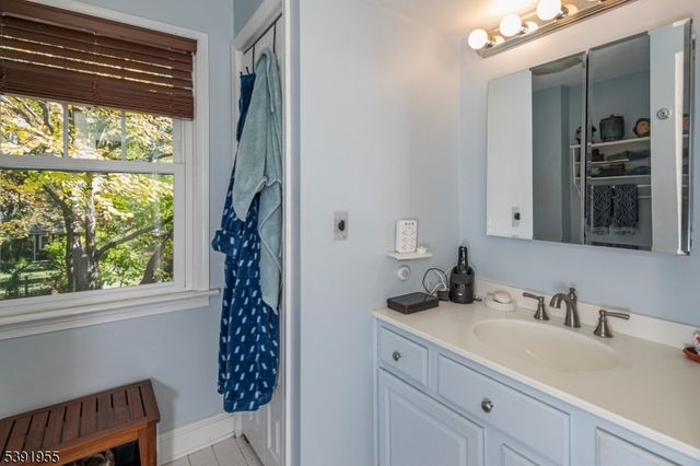 5 Ferry St, Stockton Boro, NJ 08559