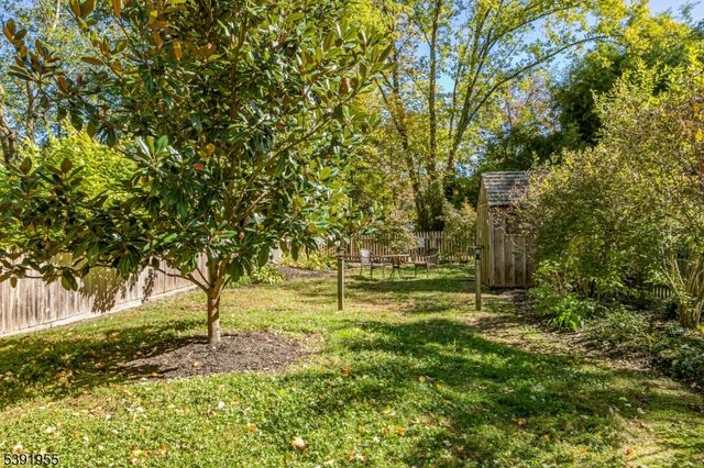 5 Ferry St, Stockton Boro, NJ 08559