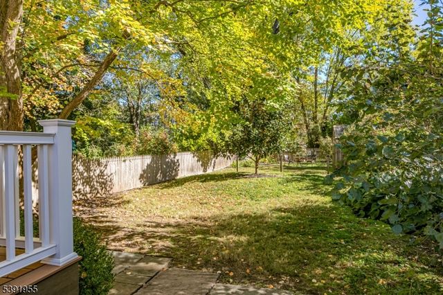 5 Ferry St, Stockton Boro, NJ 08559