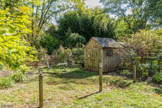 5 Ferry St, Stockton Boro, NJ 08559