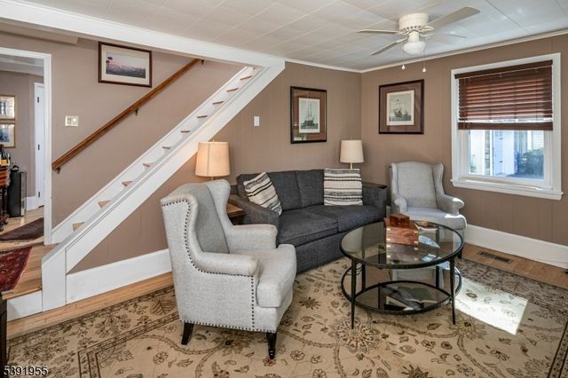 5 Ferry St, Stockton Boro, NJ 08559