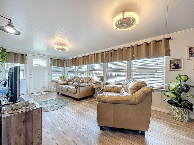 319 MELBOURN DRIVE, Haines City, FL 33844
