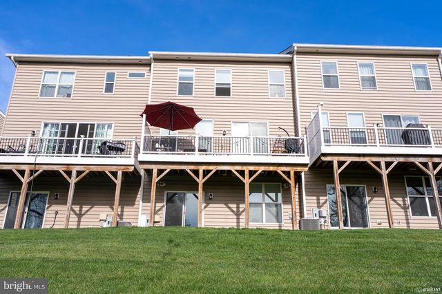 43 LILA LN, Downingtown, PA 19335