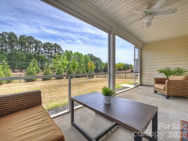 10404 Superb Lane, Charlotte, NC 28215