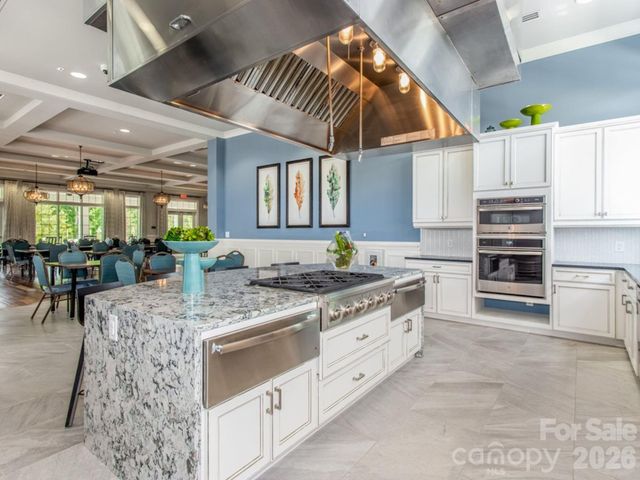 10404 Superb Lane, Charlotte, NC 28215