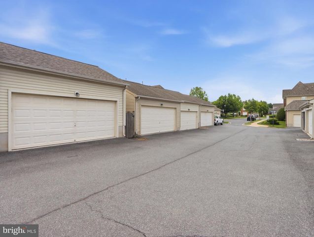 2622 ISLAND GROVE BLVD, Frederick, MD 21701