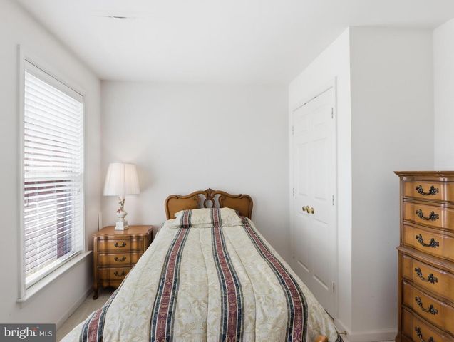 2622 ISLAND GROVE BLVD, Frederick, MD 21701