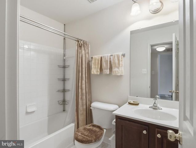 2622 ISLAND GROVE BLVD, Frederick, MD 21701