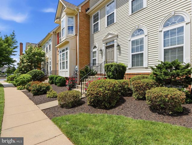 2622 ISLAND GROVE BLVD, Frederick, MD 21701