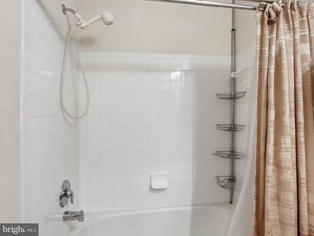 2622 ISLAND GROVE BLVD, Frederick, MD 21701