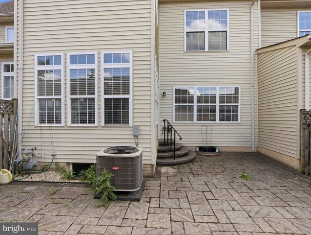 2622 ISLAND GROVE BLVD, Frederick, MD 21701