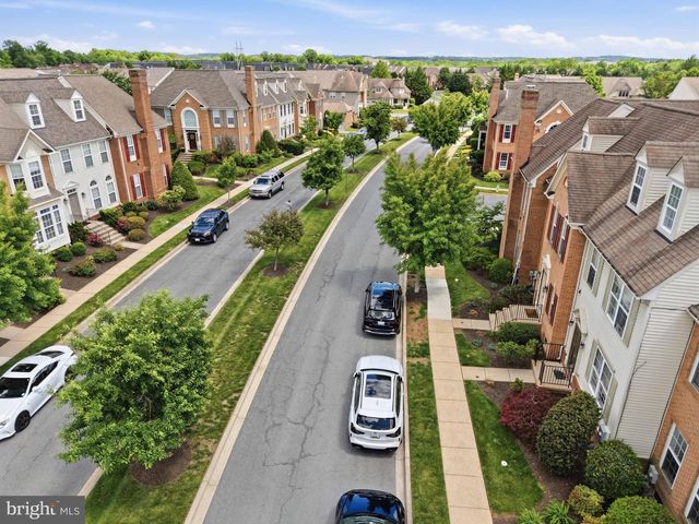 2622 ISLAND GROVE BLVD, Frederick, MD 21701