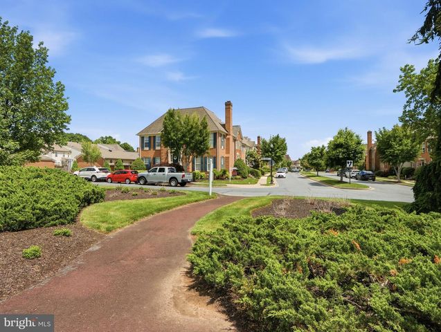 2622 ISLAND GROVE BLVD, Frederick, MD 21701