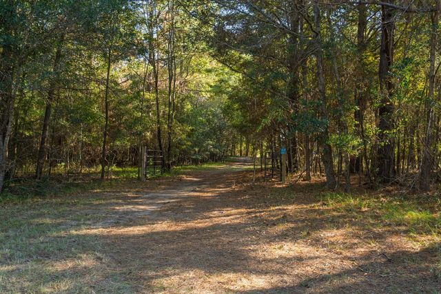 8356 Crooked Creek Lane, Edisto Island, SC 29438