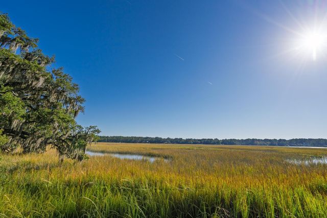 8356 Crooked Creek Lane, Edisto Island, SC 29438