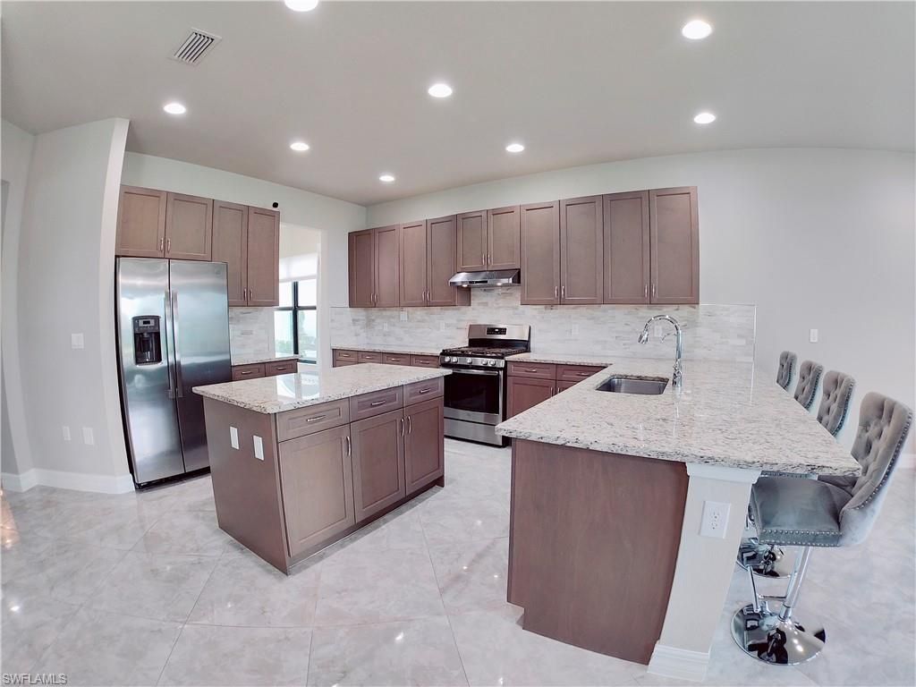 4716 Kensington CIR, NAPLES, FL 34119 — photo 4