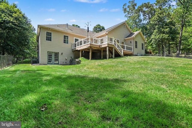 4805 MOUNTAIN RISE DR, Harrisburg, PA 17110