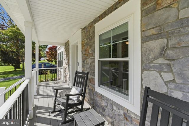 732 OAK WAY, Havertown, PA 19083