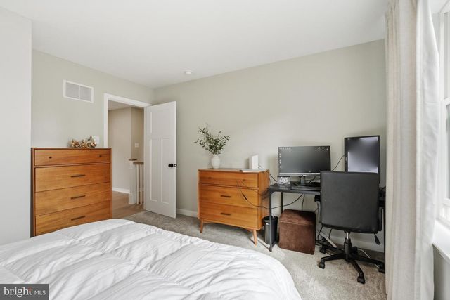 732 OAK WAY, Havertown, PA 19083