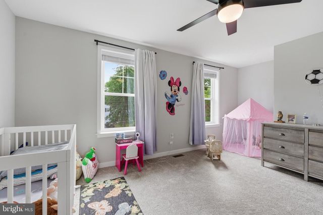 732 OAK WAY, Havertown, PA 19083