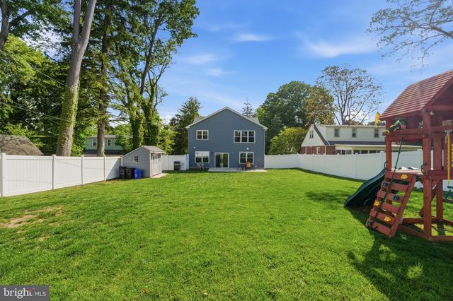 732 OAK WAY, Havertown, PA 19083