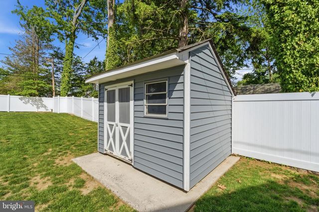 732 OAK WAY, Havertown, PA 19083