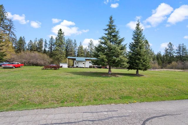 972 Lenora Dr, Usk, WA 99180