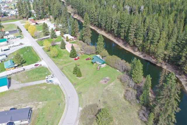 972 Lenora Dr, Usk, WA 99180