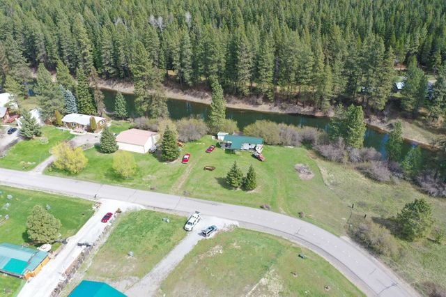 972 Lenora Dr, Usk, WA 99180