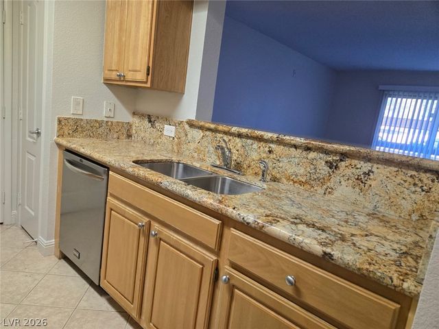 5055 West Hacienda Avenue 1192, Las Vegas, NV 89118