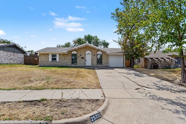 2520 Candleberry Drive, Mesquite, TX 75149
