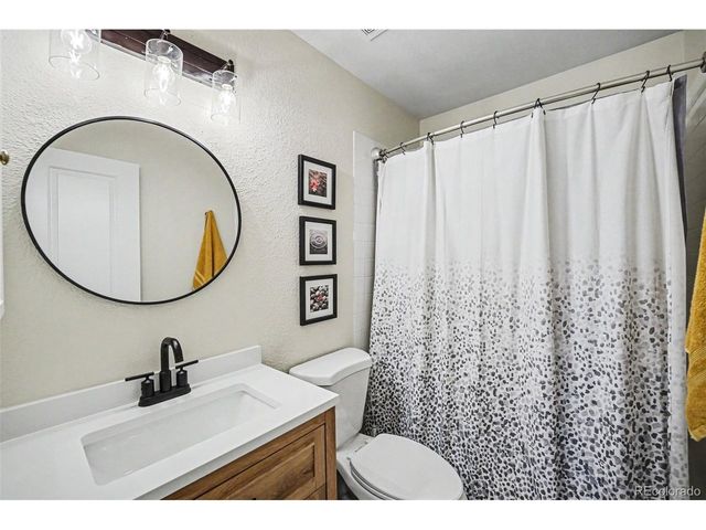12163 W Capri Ave, Littleton, CO 80127
