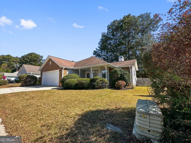 140 Landing Drive, Fayetteville, GA 30214