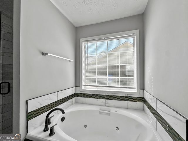 140 Landing Drive, Fayetteville, GA 30214