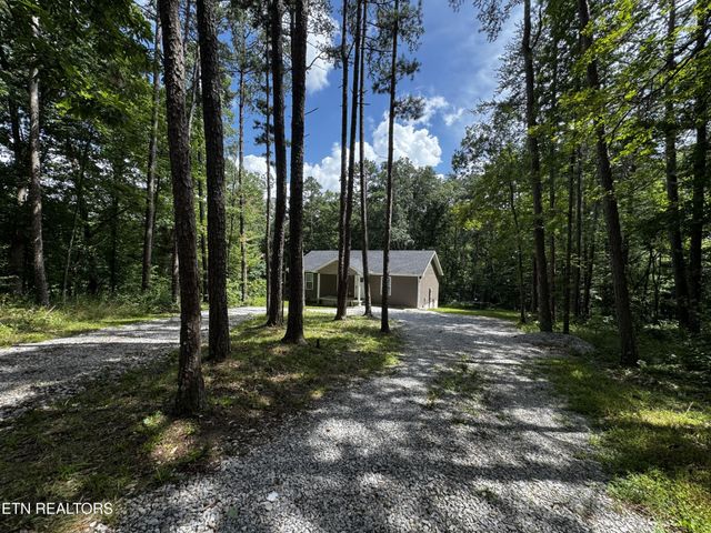 152 Goney Rd, Grimsley, TN 38565
